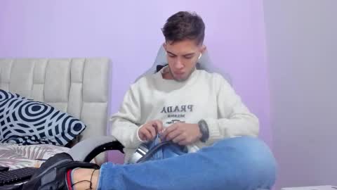 mikebradley15 online show from 9, 2, 2026