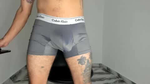 mikee_scooth online show from 22, 12, 2025