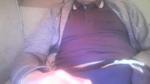 mikehockishuge9 online show from 8, 2, 2026