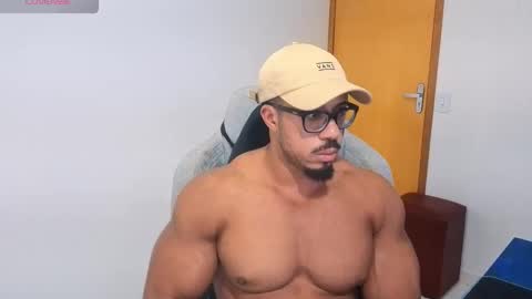 Snapshot of mikehotk chatting on 26, 5, 2026 mikehotk online show from 26, 5, 2026