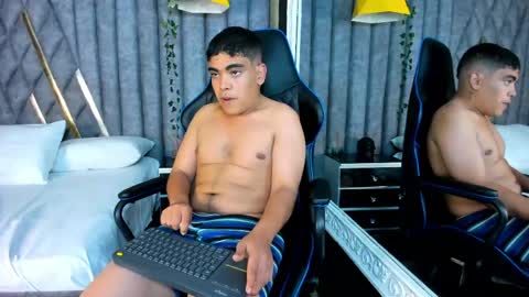 mikehuddson online show from 17, 4, 2026