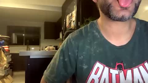 Snapshot of miker1239 chatting on 18, 12, 2024 miker1239 online show from 18, 12, 2024