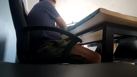 Snapshot of miker1239 chatting on 8, 1, 2025 miker1239 online show from 8, 1, 2025