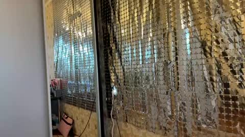 Mila online show from 22, 4, 2026