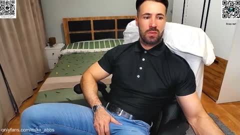 Snapshot of mikestrip chatting on 15, 2, 2026 Mike online show from 15, 2, 2026