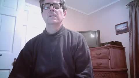 Snapshot of mikewulds chatting on 5, 2, 2026 Mike online show from 5, 2, 2026