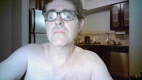 Snapshot of mikewulds chatting on 12, 3, 2026 Mike online show from 12, 3, 2026