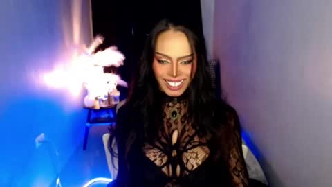 Snapshot of mikeyalawi03 chatting on 19, 6, 2026 Mistress MikeyAlawi online show from 19, 6, 2026
