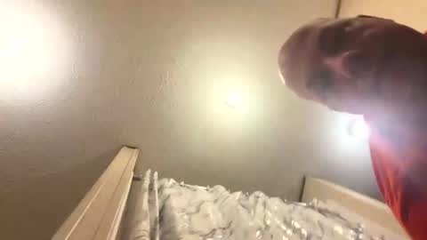 Snapshot of mikeylikesit2222 chatting on 16, 11, 2025 mikeylikesit2222 online show from 16, 11, 2025