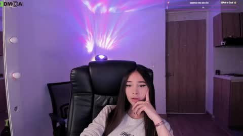 VIOLETAMIKE online show from 3, 6, 2026