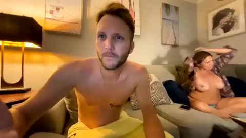 Snapshot of mikeywhite123 chatting on 23, 10, 2025 mikeywhite123 online show from 23, 10, 2025