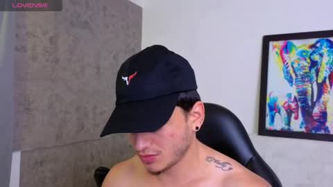 Snapshot of mikke_love chatting on 9, 6, 2026 MIKKE online show from 9, 6, 2026