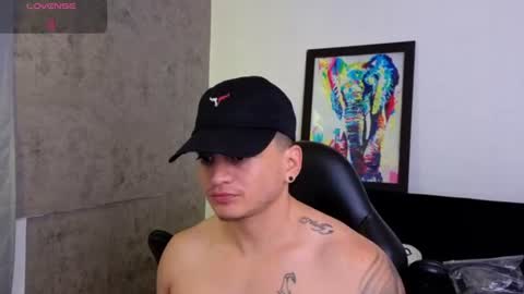 Snapshot of mikke_love chatting on 21, 6, 2026 MIKKE online show from 21, 6, 2026