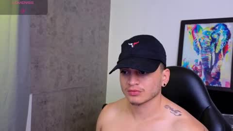 Snapshot of mikke_love chatting on 25, 6, 2026 MIKKE online show from 25, 6, 2026