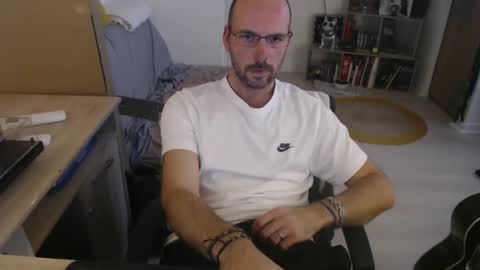 mikmik91 online show from 7, 11, 2025