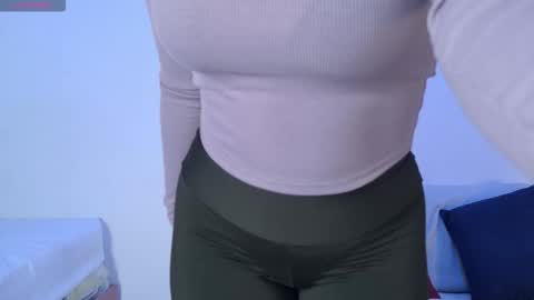 Snapshot of mikoto_urab chatting on 7, 2, 2026 Mikoto Urb online show from 7, 2, 2026