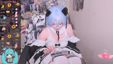 Snapshot of miku_bunny chatting on 1, 12, 2024 Miku online show from 1, 12, 2024