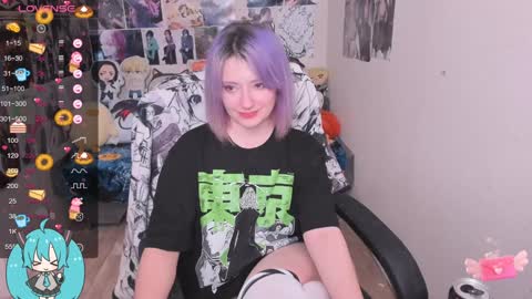 Snapshot of miku_bunny chatting on 4, 12, 2024 Miku online show from 4, 12, 2024