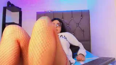 Snapshot of miku_katsuragi chatting on 27, 7, 2026 miku katsuragi online show from 27, 7, 2026