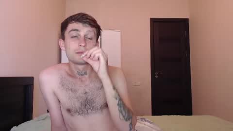 Snapshot of mikw63 chatting on 28, 7, 2026 Sin online show from 28, 7, 2026
