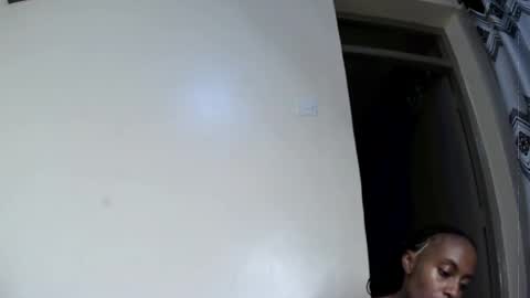 Snapshot of mil_milon chatting on 5, 7, 2026 Milo online show from 5, 7, 2026