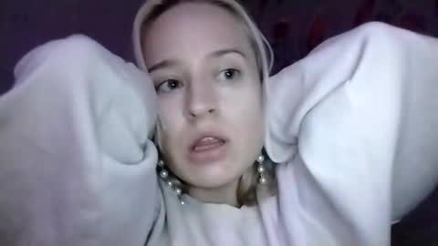 Snapshot of mila_420 chatting on 2, 10, 2025 Mila 420 online show from 2, 10, 2025
