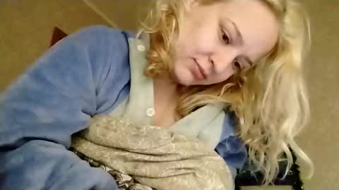 Snapshot of mila_420 chatting on 14, 4, 2026 Mila 420 online show from 14, 4, 2026