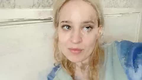 Snapshot of mila_420 chatting on 17, 4, 2026 Mila 420 online show from 17, 4, 2026