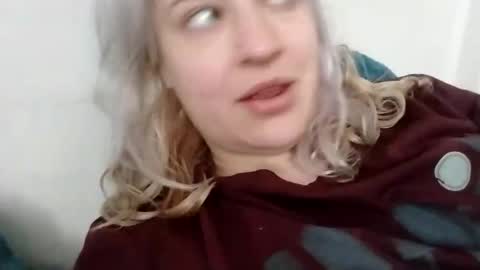 Snapshot of mila_420 chatting on 21, 4, 2026 Mila 420 online show from 21, 4, 2026