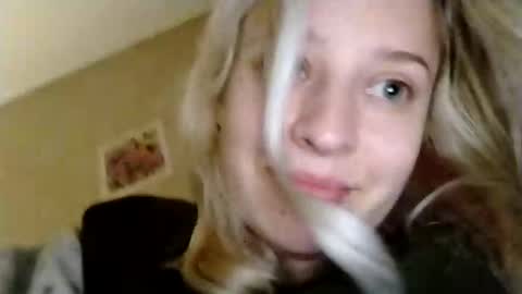 Snapshot of mila_420 chatting on 9, 5, 2026 Mila 420 online show from 9, 5, 2026