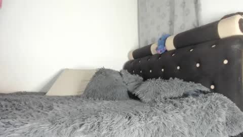 Mila Dash online show from 29, 12, 2024