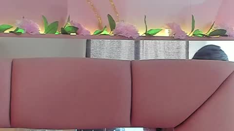 mila_grace_ online show from 15, 5, 2026