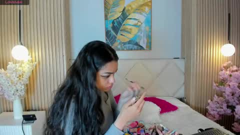 mila_hank online show from 25, 5, 2026