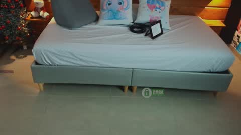 Snapshot of mila_kiitty chatting on 26, 11, 2025 Milena online show from 26, 11, 2025