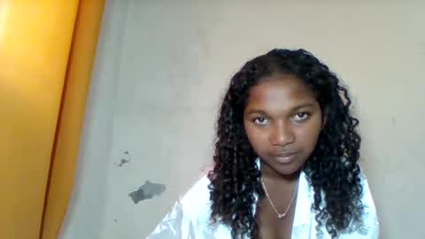 Snapshot of mila_lunah chatting on 9, 5, 2026 mila_lunah online show from 9, 5, 2026