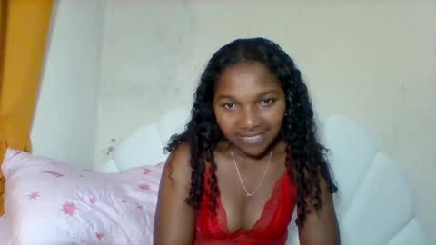 Snapshot of mila_lunah chatting on 19, 5, 2026 mila_lunah online show from 19, 5, 2026