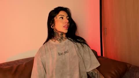     online show from 5, 11, 2025