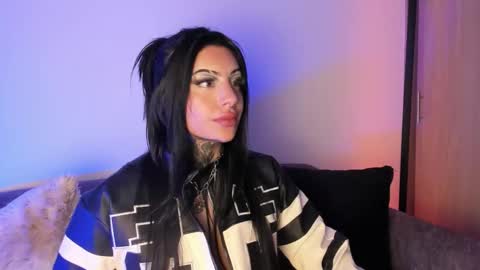 Snapshot of mila_monty__ chatting on 14, 1, 2026 online show from 14, 1, 2026