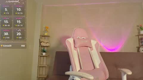 Snapshot of mila_morgan_ chatting on 9, 10, 2025 Mila Morgan online show from 9, 10, 2025