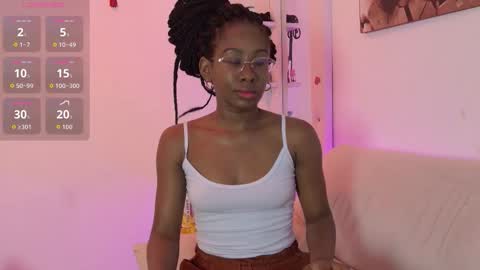 Mila  Max online show from 2, 11, 2025