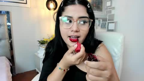 Snapshot of mila_quin chatting on 30, 5, 2026 mila_quin online show from 30, 5, 2026