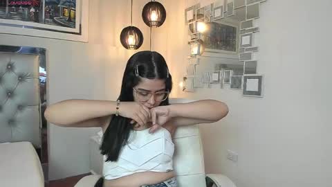 Snapshot of mila_quin chatting on 31, 5, 2026 mila_quin online show from 31, 5, 2026