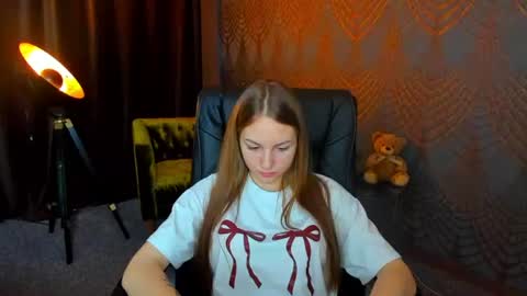 Snapshot of milaaddam chatting on 1, 7, 2026 Milla online show from 1, 7, 2026