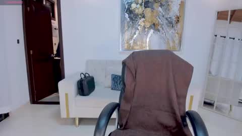 Mila online show from 5, 10, 2025