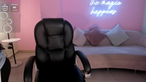 Mila online show from 13, 1, 2026