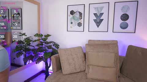 milacrave online show from 11, 9, 2025