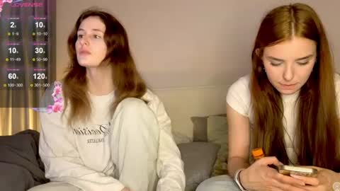 Snapshot of milaelin chatting on 19, 7, 2026 Mila online show from 19, 7, 2026