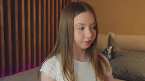 Mila online show from 25, 3, 2026