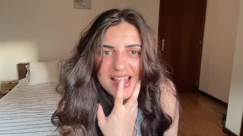 Snapshot of milalifa chatting on 12, 5, 2026 milalifa online show from 12, 5, 2026