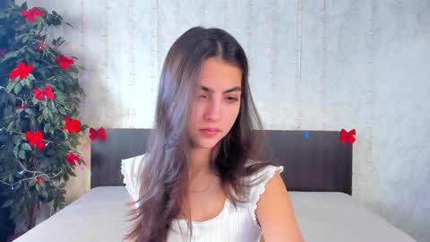 Snapshot of milana_crystal_ chatting on 4, 1, 2025 Milana online show from 4, 1, 2025